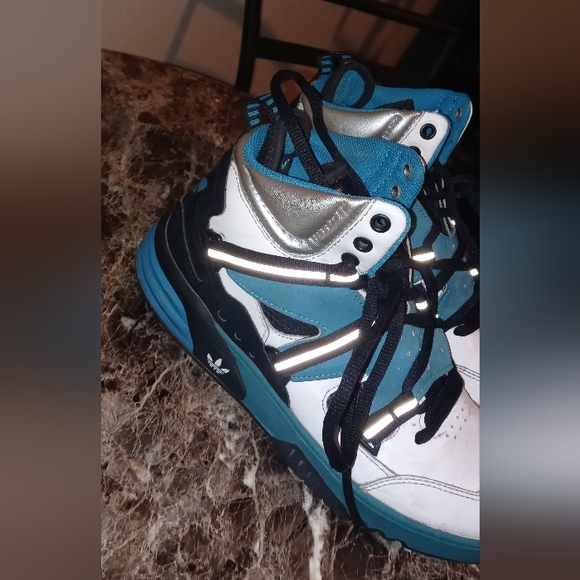 RH instinct - Picture 4 of 8